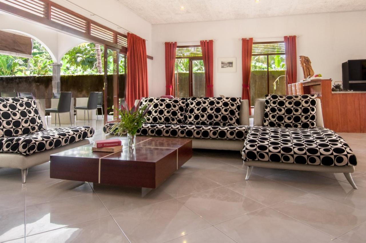 Villa Kelapa Lovina  Exterior photo